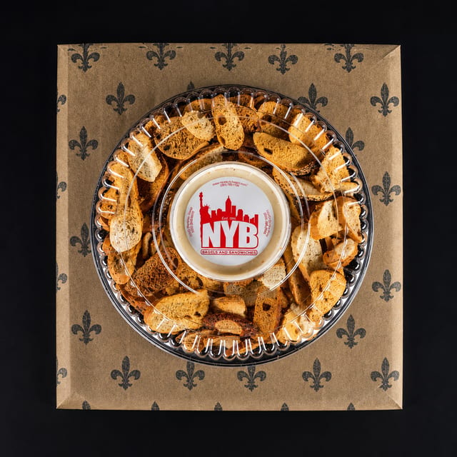 Bagel Chips & Dip.